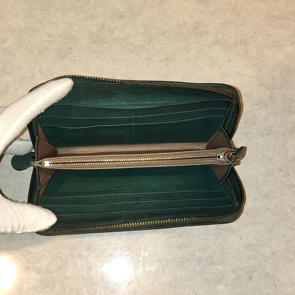 BOTTEGA VENETA INTRECCIATO GREEN CALF SKIN WOVEN LEATHER FULL ZIP LONG WALLET - Picture 7 of 12